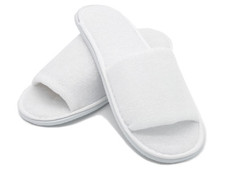 10 paia di pantofole per